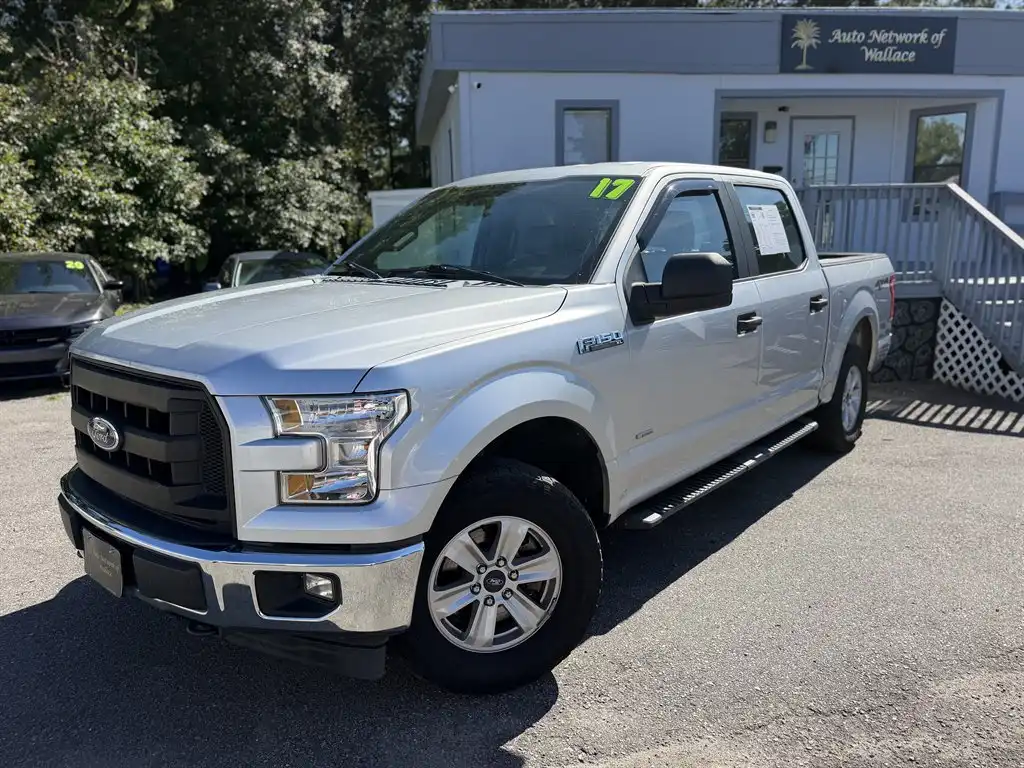 2017 Ford F-150 XL 4WD SuperCrew 5-1/2' Box's photo