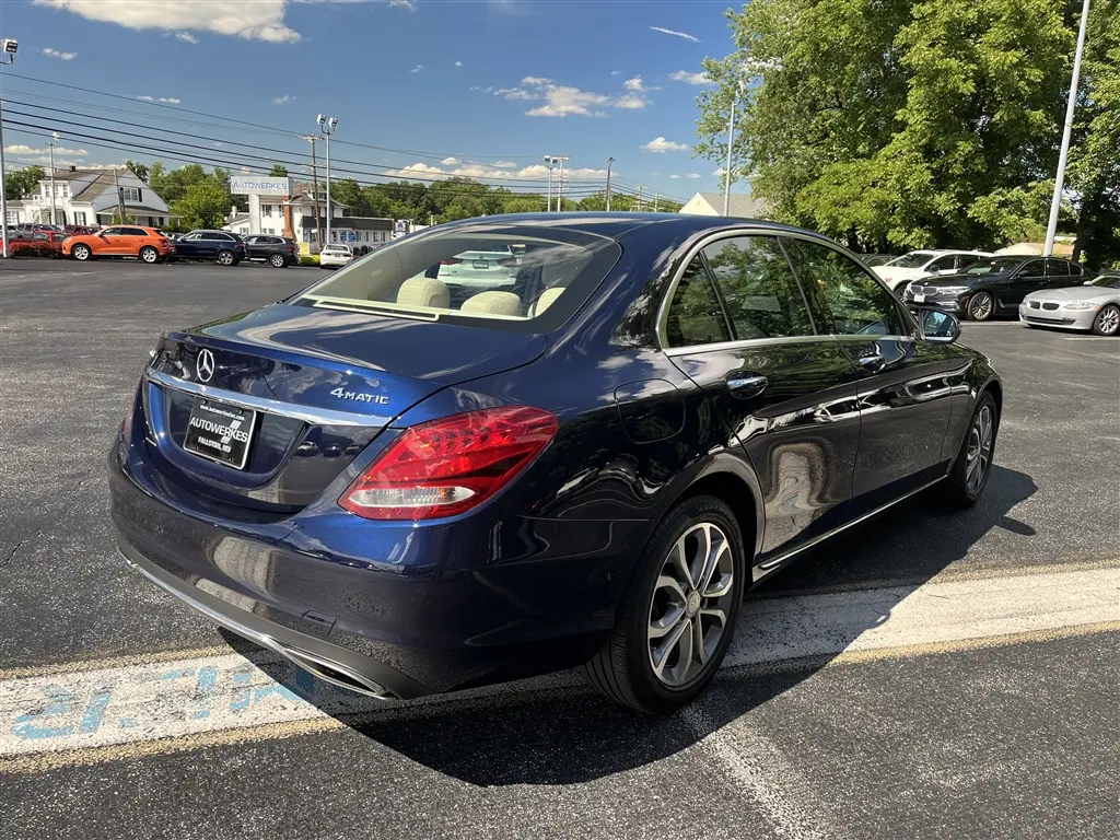 2017 Mercedes-Benz C-Class C300 4MATIC photo 5