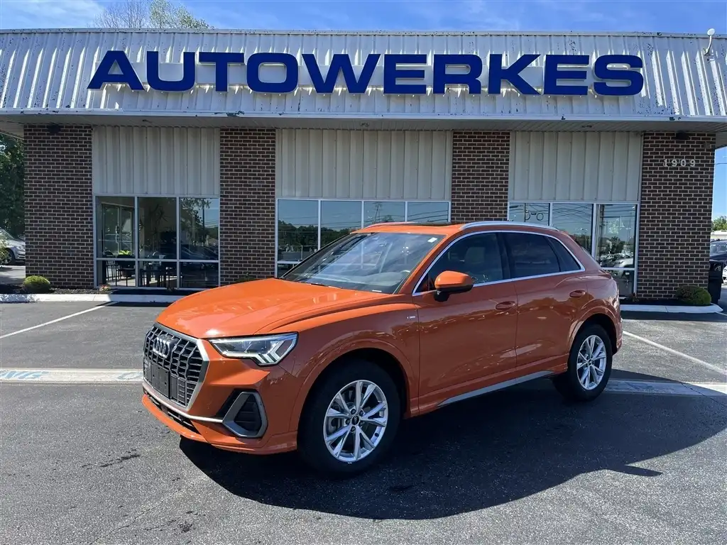 2025 Audi Q3 45 TFSI S Line Premium quattro's photo