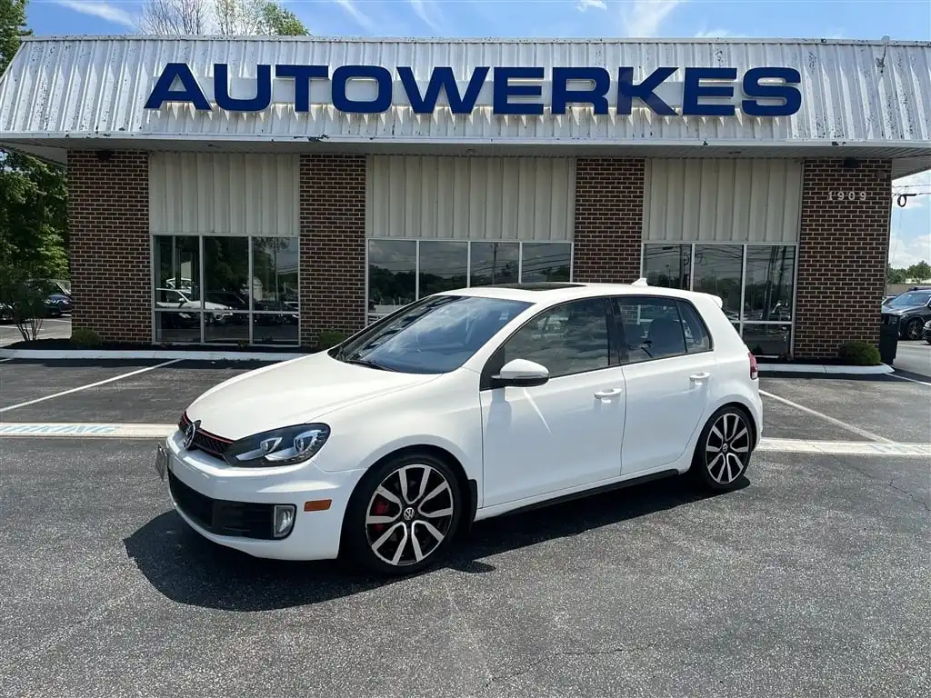 2014 Volkswagen Golf GTI Driver's Edition PZEV's photo