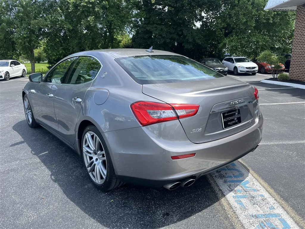 2017 Maserati Ghibli S Q4 photo 3