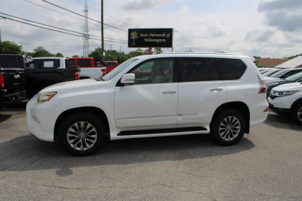 2015 Lexus GX 460 460 Luxury's photo