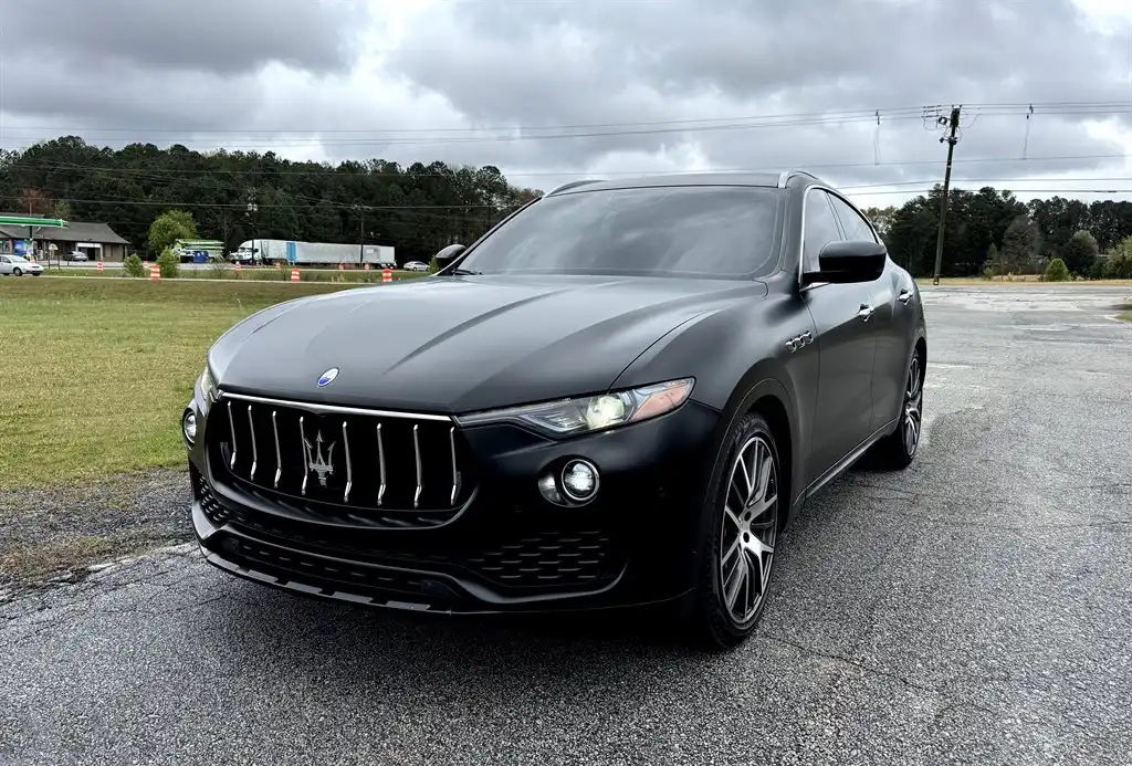 2017 Maserati Levante S's photo