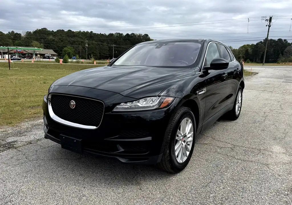 2017 Jaguar F-PACE 35t Prestige AWD's photo