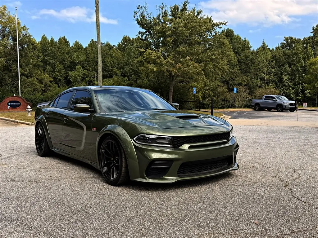 2020 Dodge Charger Scat Pack photo 3