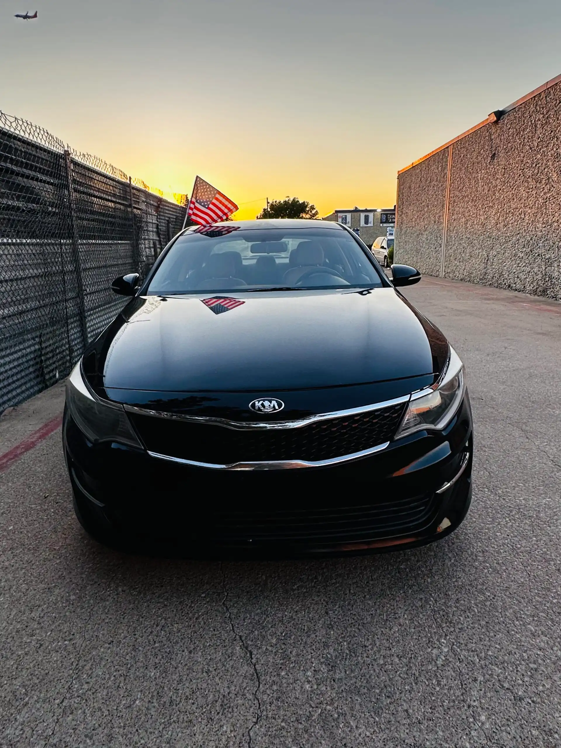 2017 Kia Optima LX AT's photo