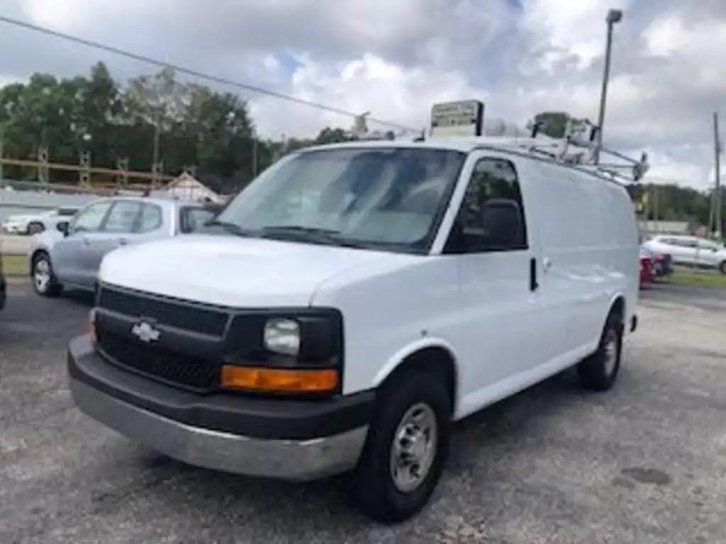 2014 Chevrolet Express 2500 Work Van HD's photo