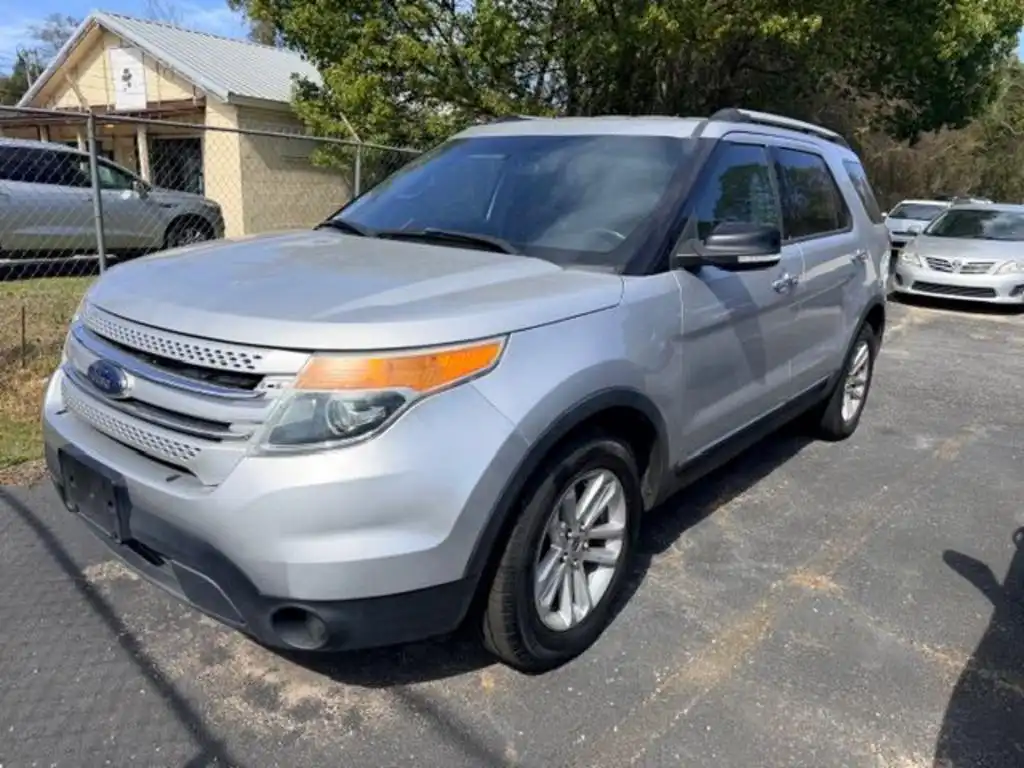 2014 Ford Explorer XLT's photo