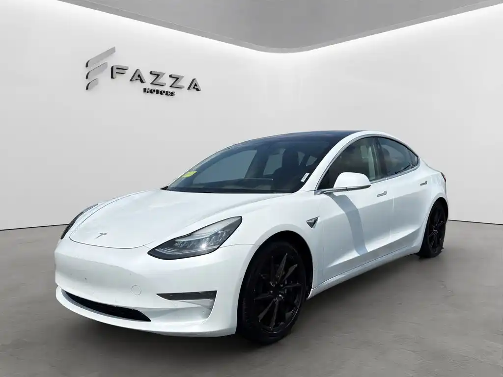 2018 Tesla Model 3 Long Range Dual Motor All-Wheel Drive's photo