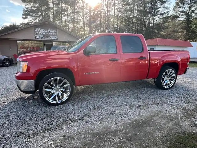 2008 GMC Sierra 2WD Crew Cab Work Truck SWB's photo