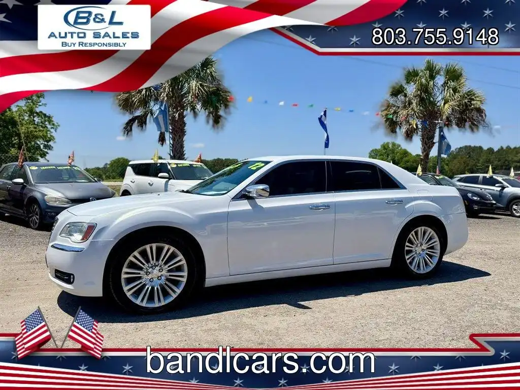 2012 Chrysler 300 Limited's photo
