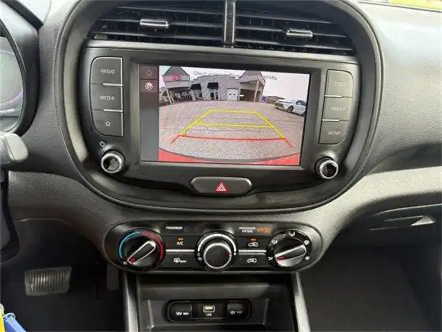 2025 Kia Soul 2.0L LX IVT's photo