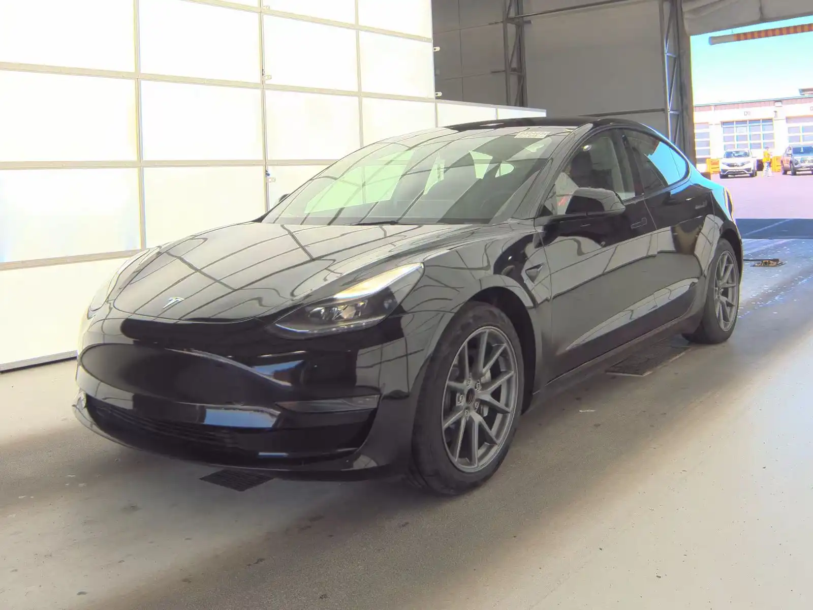 2023 Tesla Model 3 Base's photo