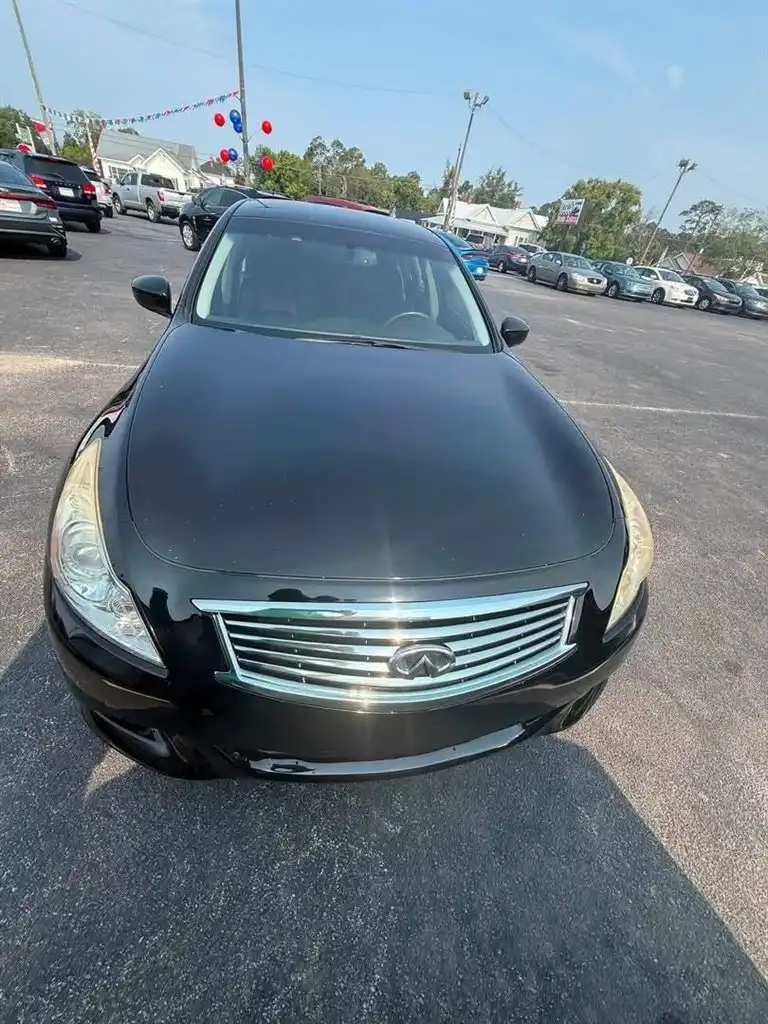 2015 INFINITI Q40 3.7's photo