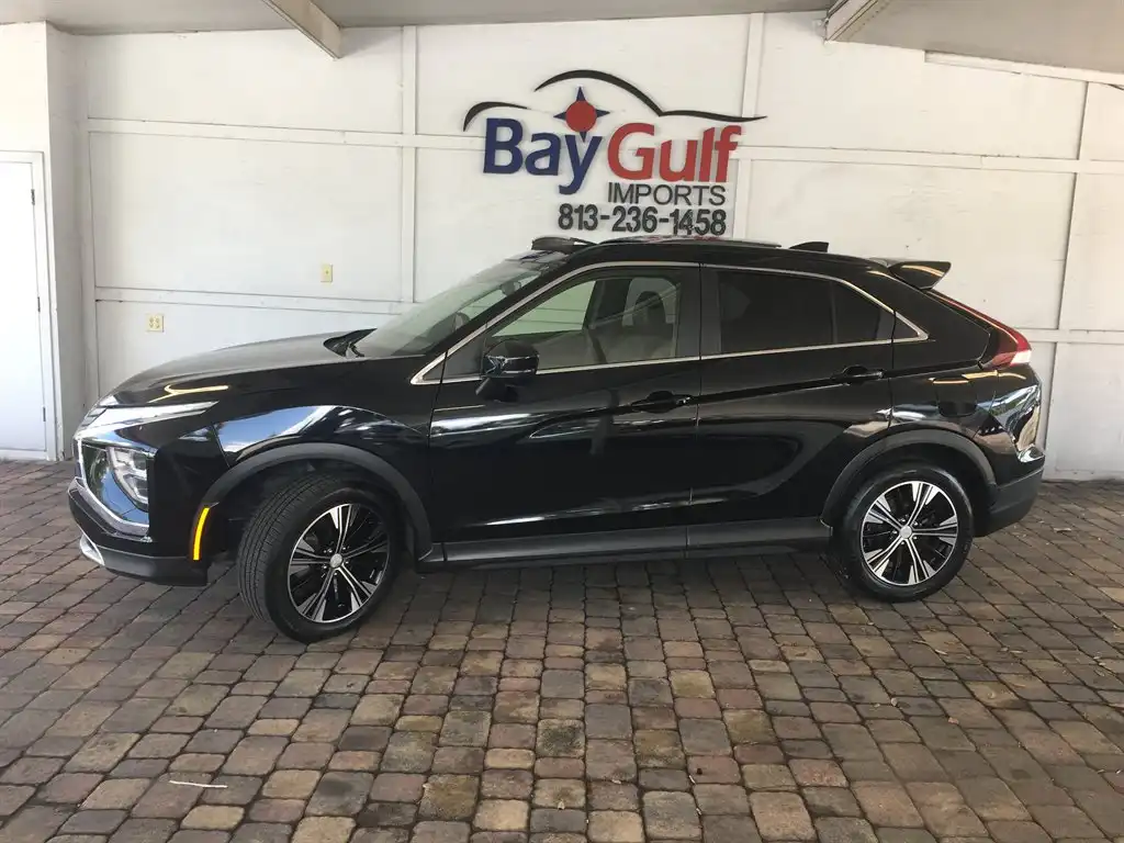 2022 Mitsubishi Eclipse Cross SE 2WD's photo