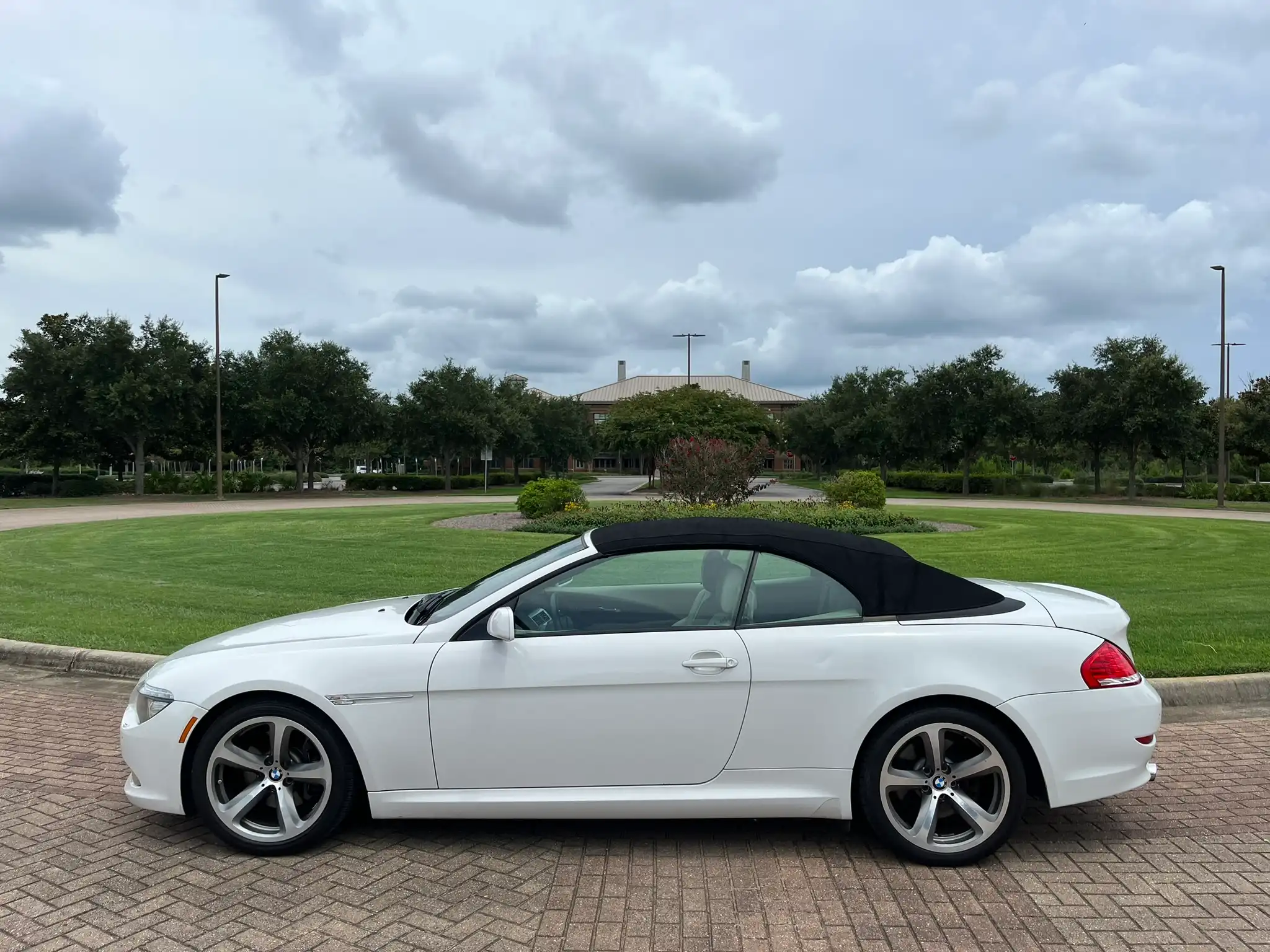2008 BMW 6 Series 650i's photo