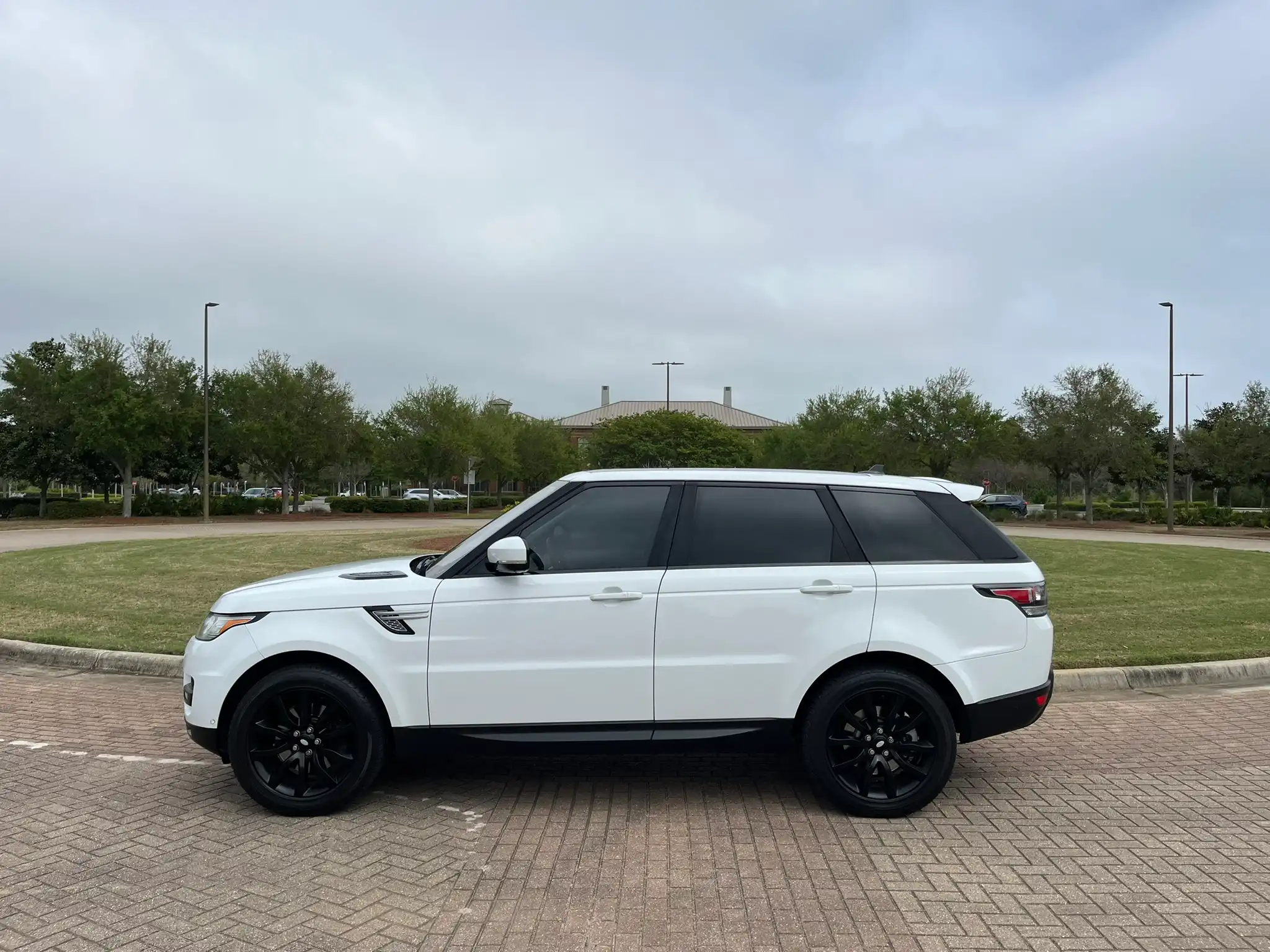 2016 Land Rover Range Rover Sport HSE 3.0's photo