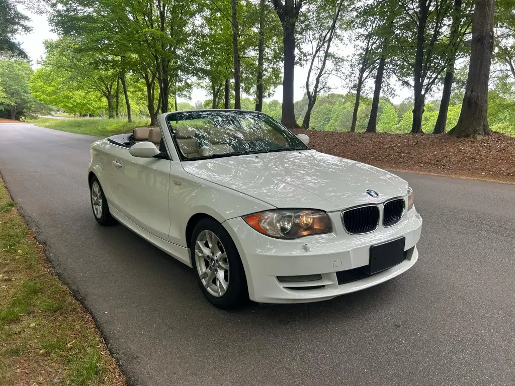2008 BMW 1 Series 128i's photo