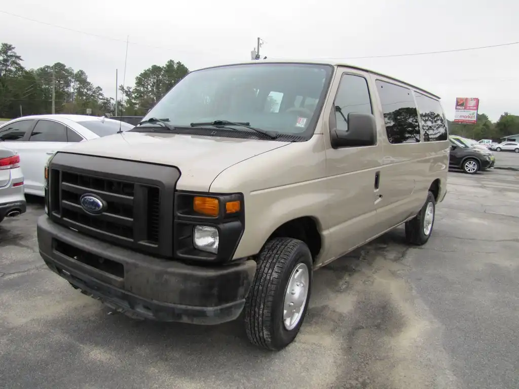 2012 Ford E-Series E-350 XL Super Duty's photo