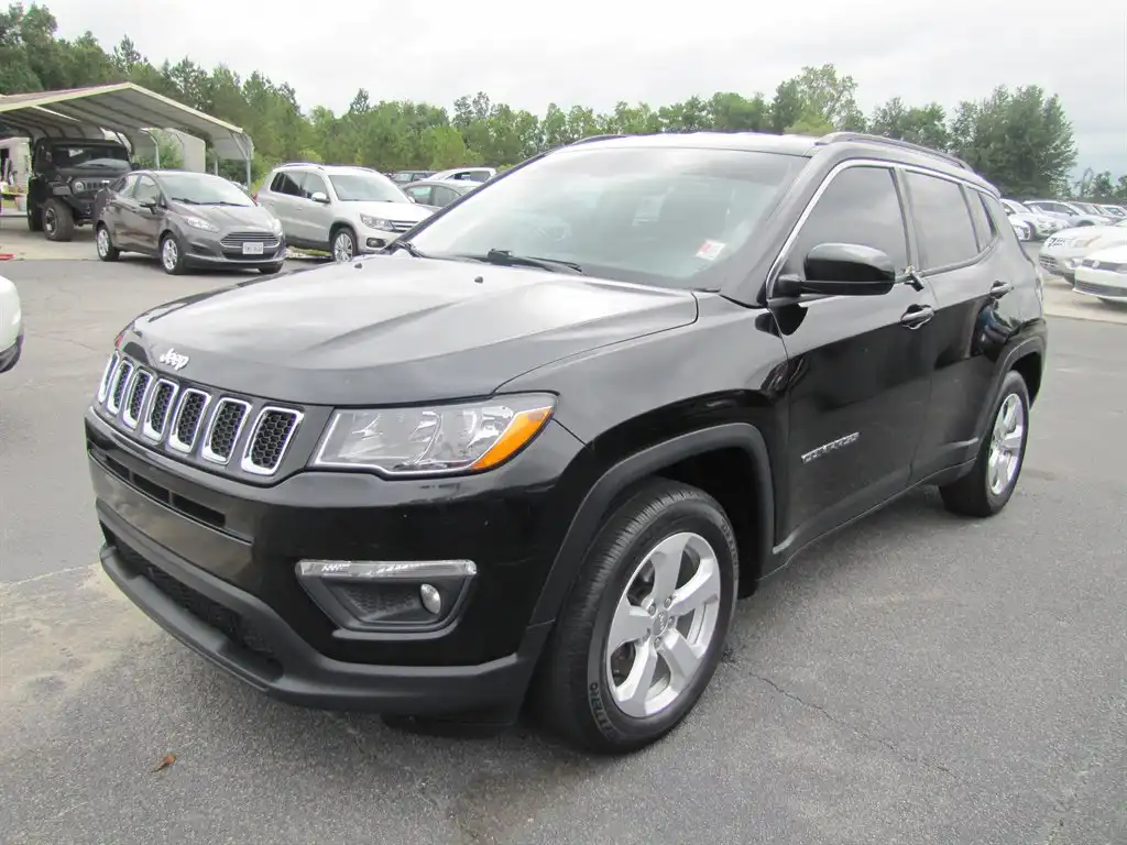 2019 Jeep Compass Latitude's photo