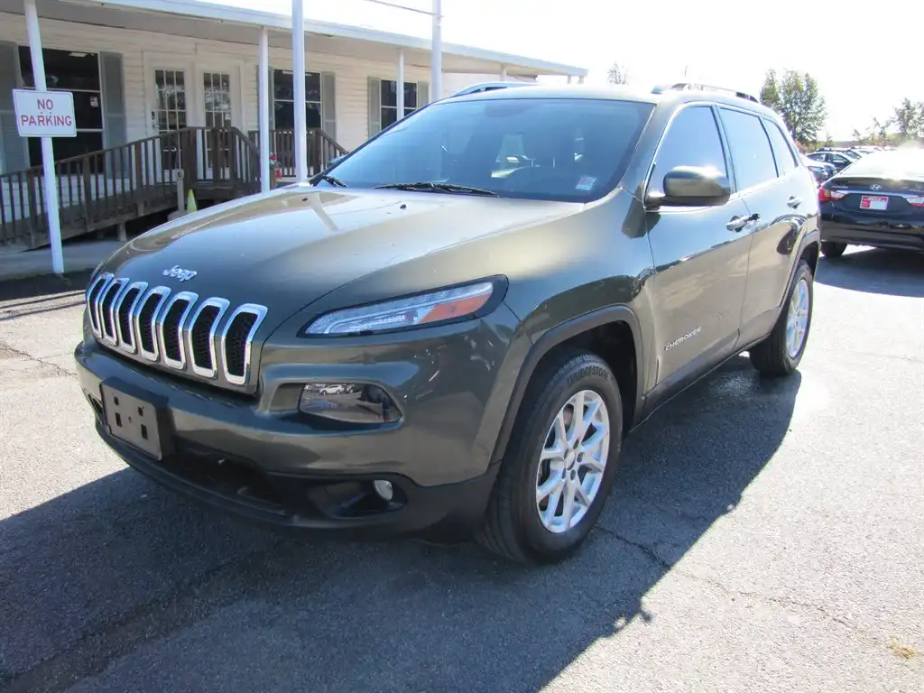 2018 Jeep Cherokee Latitude 4X4's photo