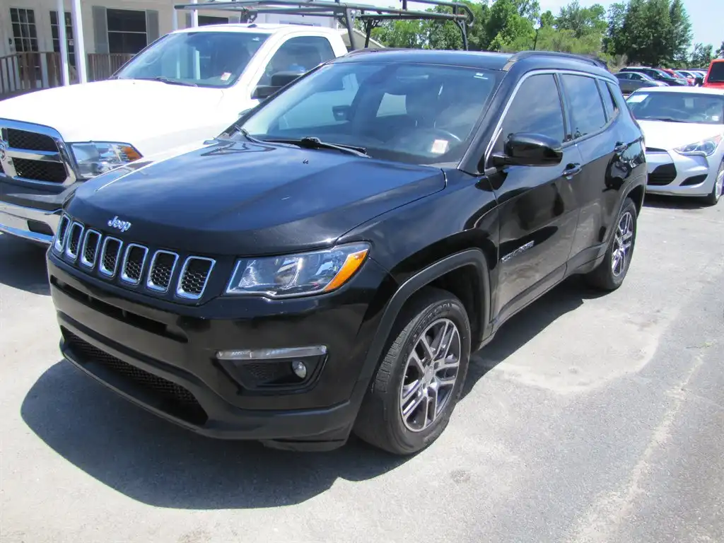 2018 Jeep Compass Sun & Wheel's photo