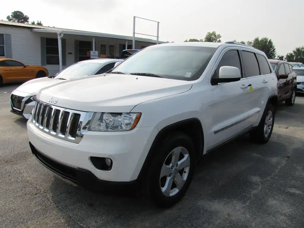 2012 Jeep Grand Cherokee Laredo's photo