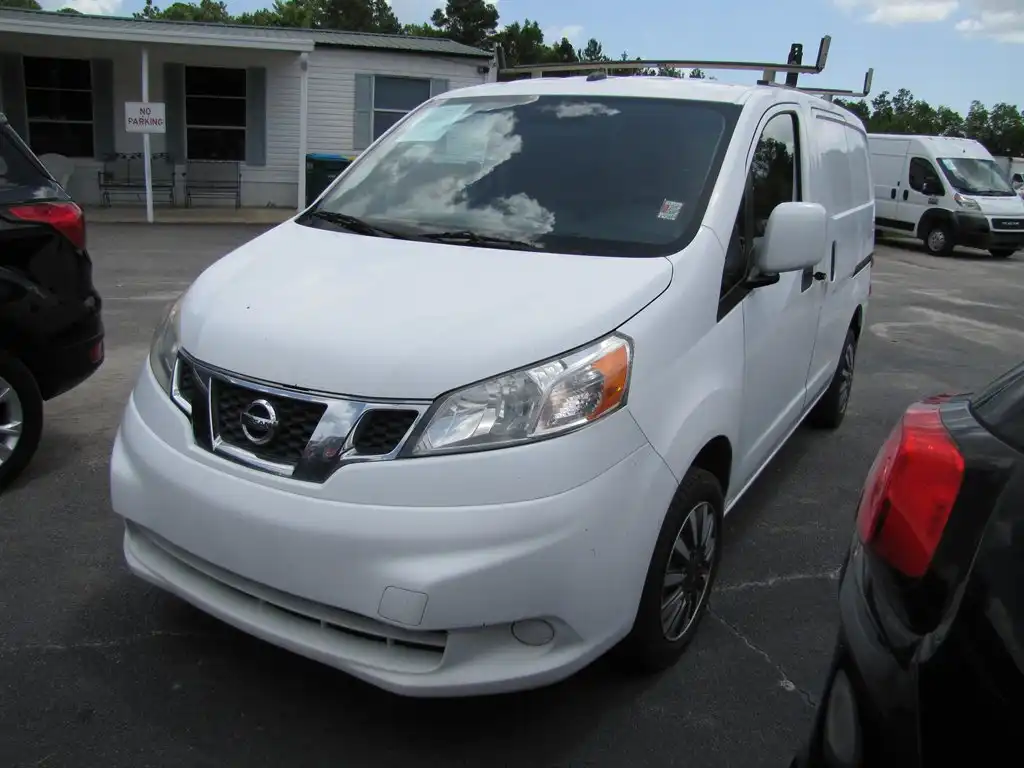 2015 Nissan NV200 SV's photo