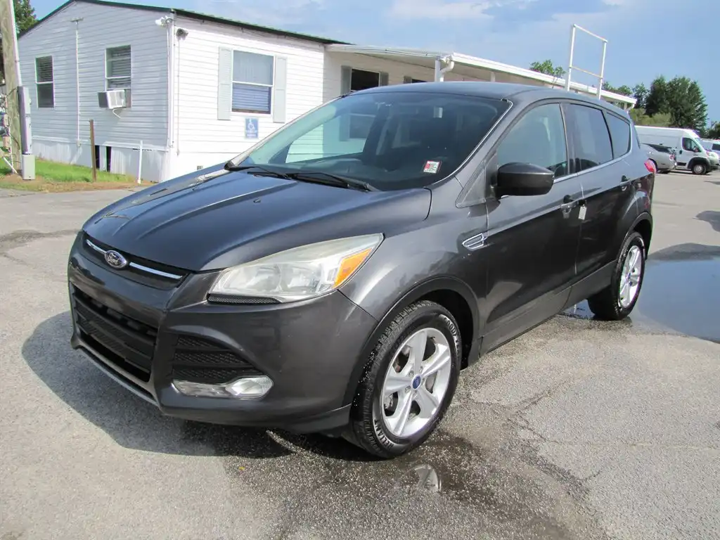 2015 Ford Escape SE's photo