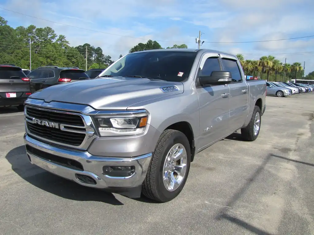 2019 RAM 1500 Big Horn/Lone Star Crew Cab 5'7's photo