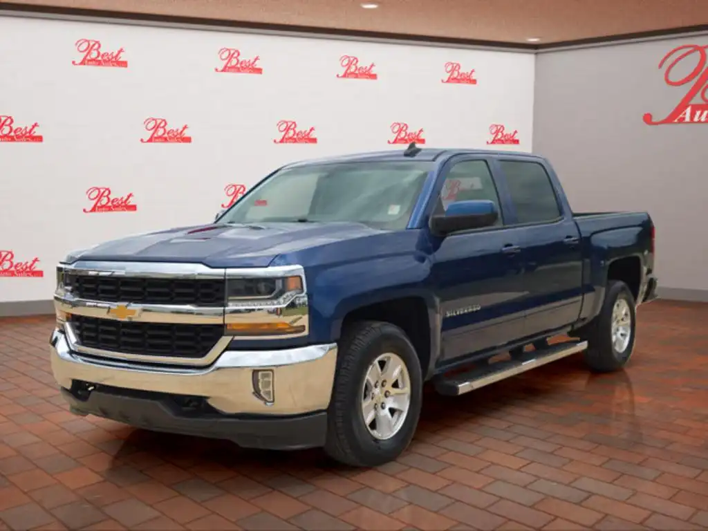 2017 Chevrolet Silverado 1500 LT Crew Cab Short Box's photo