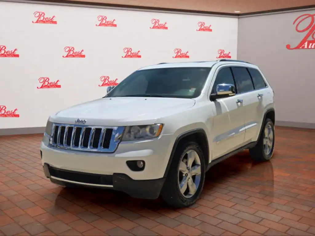 2013 Jeep Grand Cherokee Overland's photo