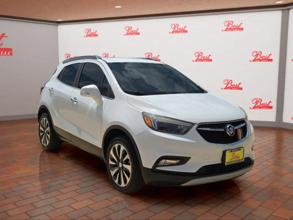 2018 Buick Encore Essence AWD photo 3