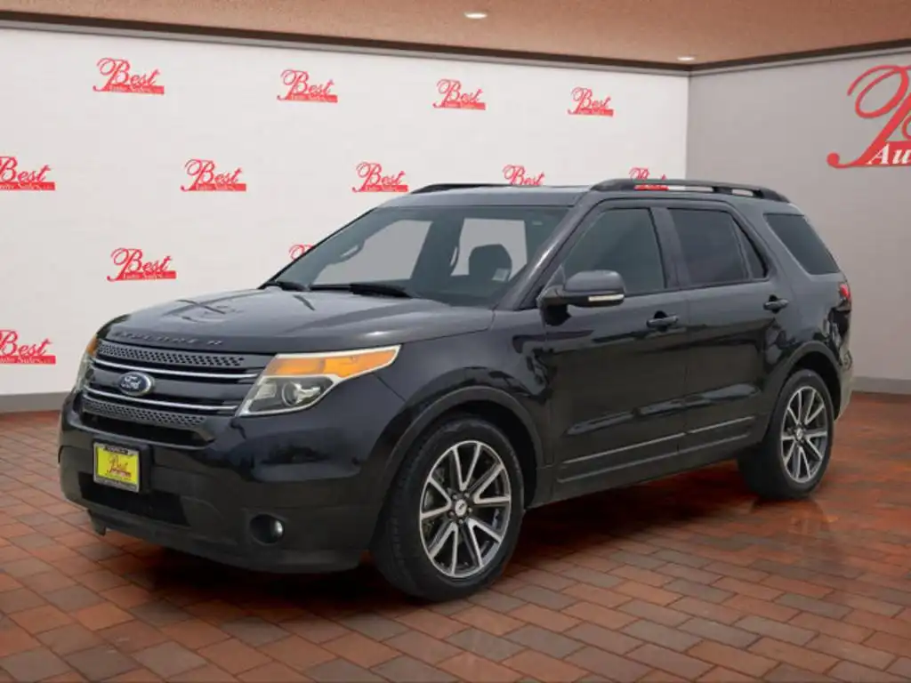 2015 Ford Explorer XLT's photo
