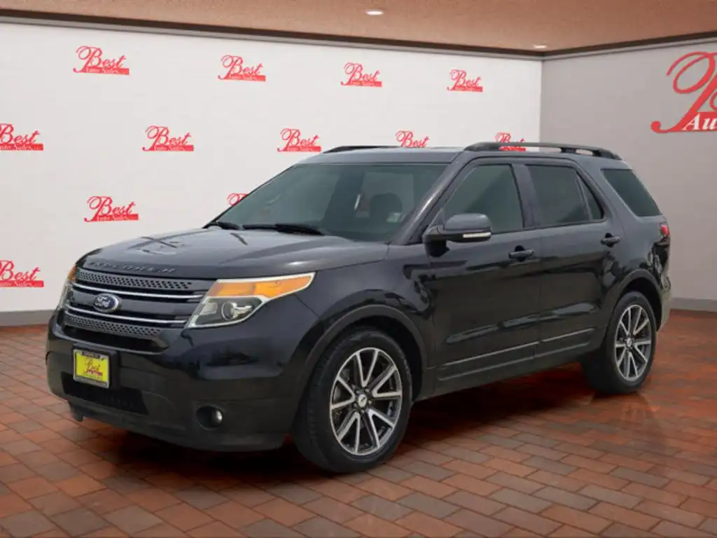 2015 Ford Explorer XLT's photo