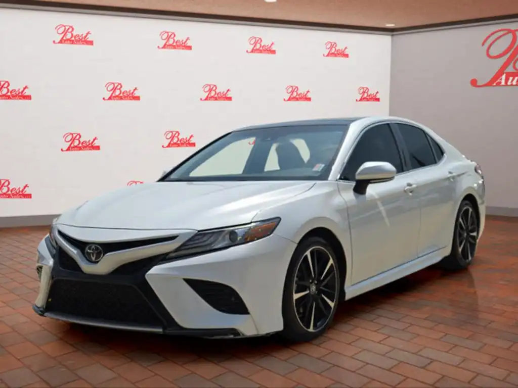 2019 Toyota Camry 2.5 Auto XSE's photo