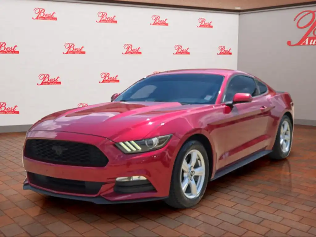 2017 Ford Mustang V6 Coupe's photo