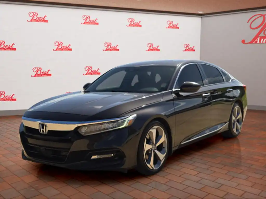 2018 Honda Accord 1.5T Touring Auto's photo