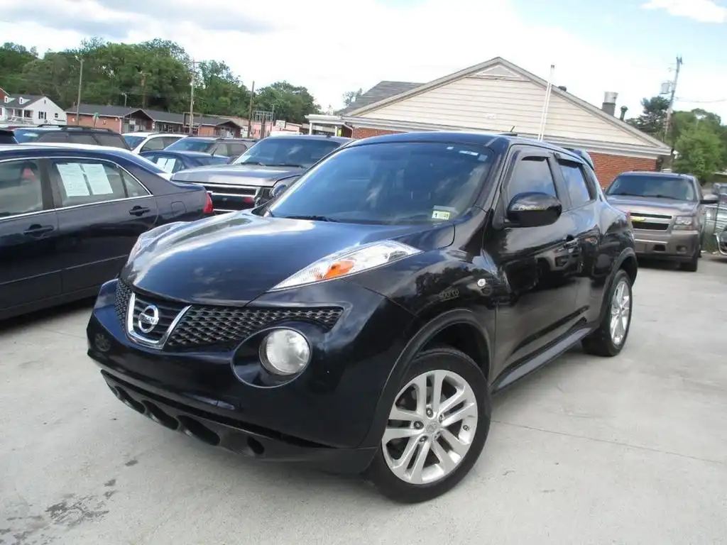 2013 Nissan Juke SV FWD CVT's photo