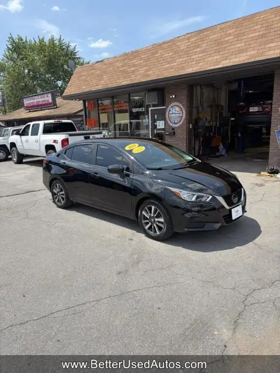 2021 Nissan Versa 1.6 SV CVT's photo