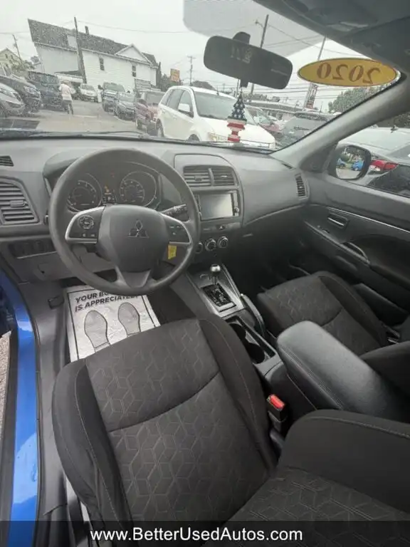 2020 Mitsubishi Outlander Sport 2.0 ES FWD CVT's photo