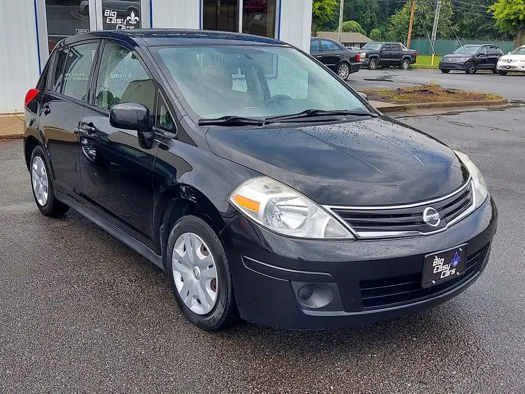2012 Nissan Versa 1.8 S AT's photo