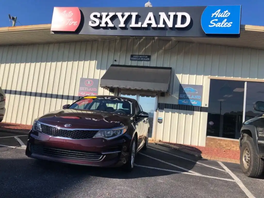 2016 Kia Optima LX AT's photo