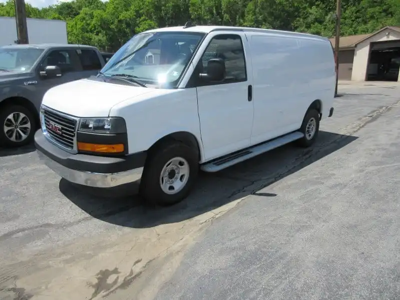 2024 GMC Savana 2500's photo