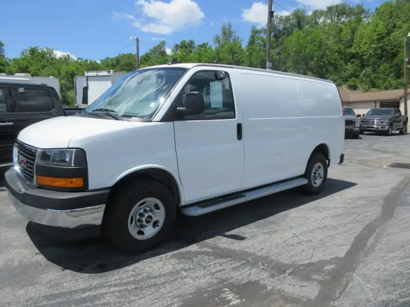 2024 GMC Savana 2500's photo