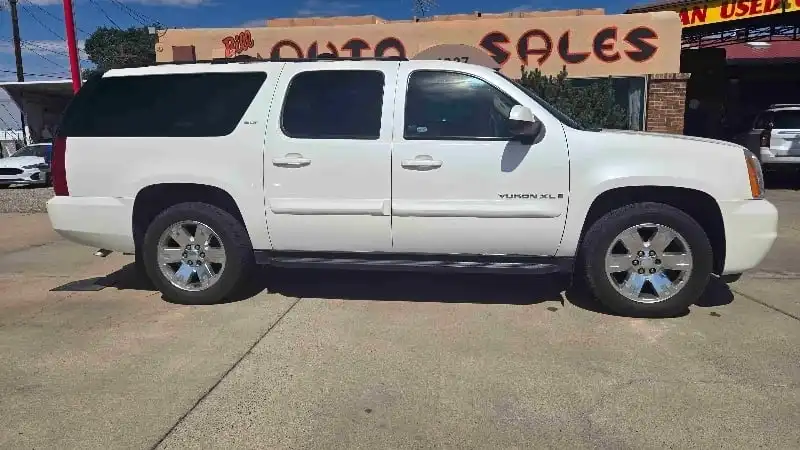 2007 GMC Yukon's photo