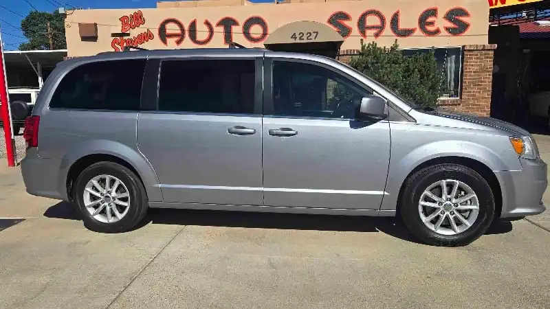 2019 Dodge Grand Caravan SXT's photo