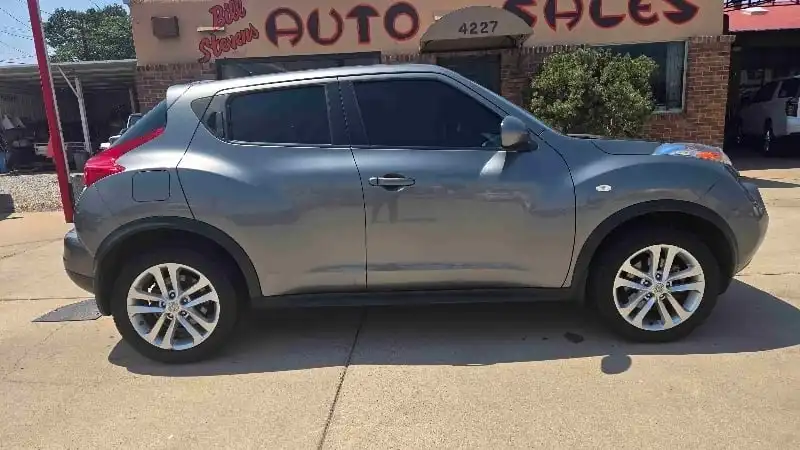 2012 Nissan Juke S FWD CVT's photo