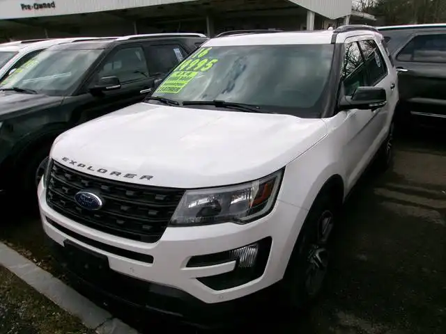 2016 Ford Explorer Sport 4WD's photo