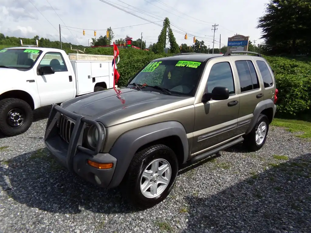 2004 Jeep Liberty Sport's photo